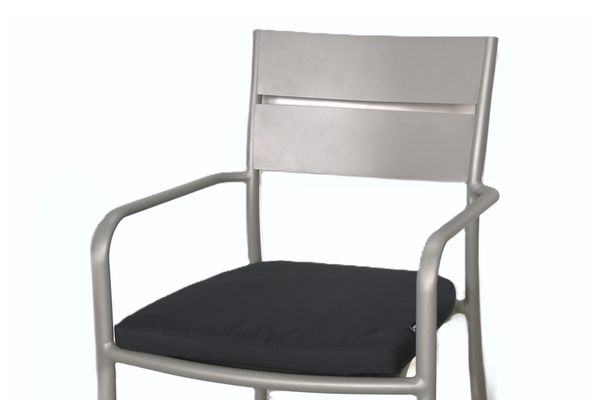 Hovedbilde Delfi setepute  46x47 cm - design Sotsort