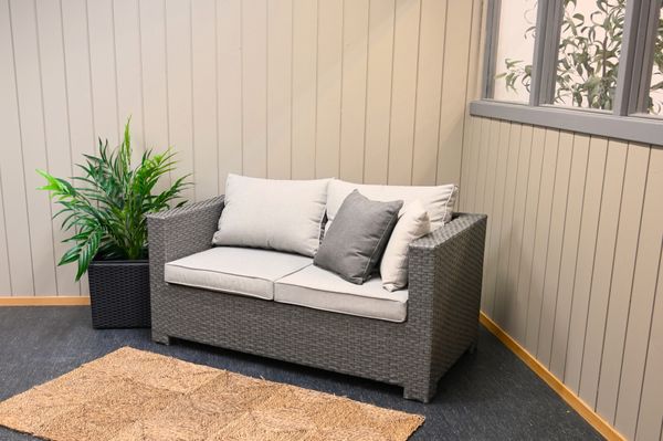 Hovedbilde Cube 2-S sofa m/puter - gråmelert/strandgrå